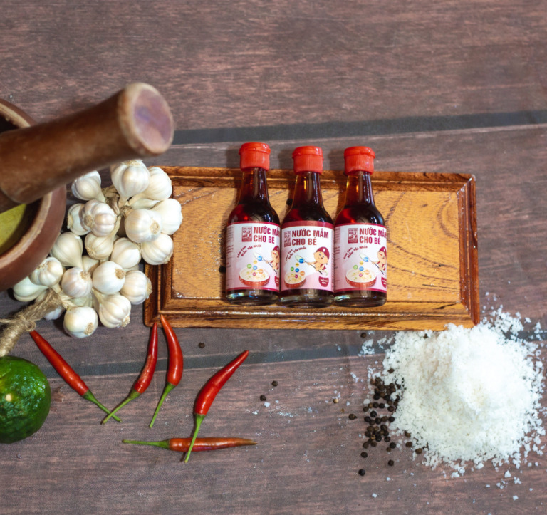 Nước mắm cho bé